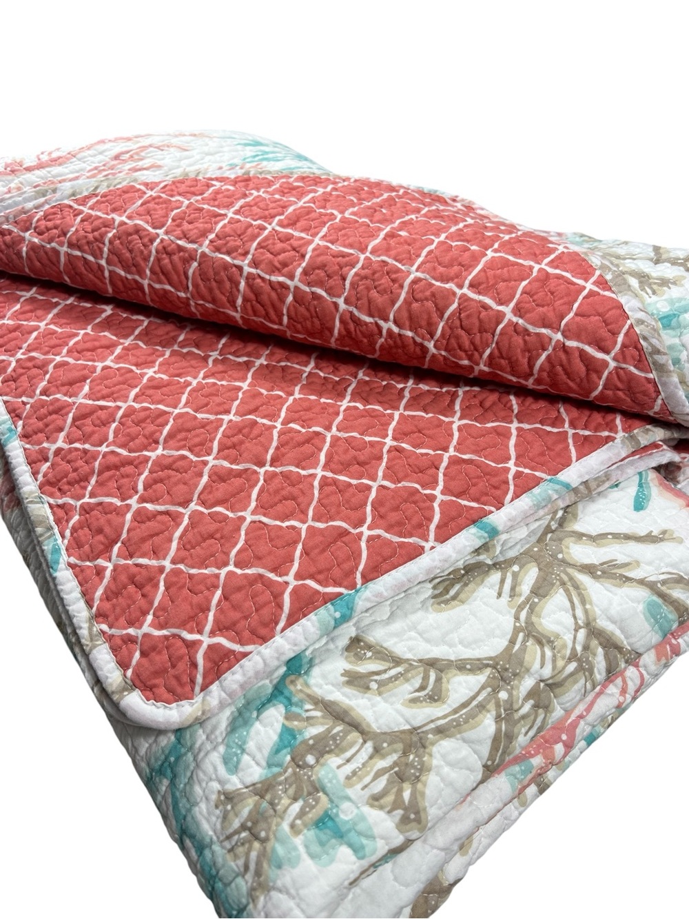 Coastal themed REVERSIBLE QUILT with matching shams EUC aqua coral white QUEEN - Picture 2 of 8